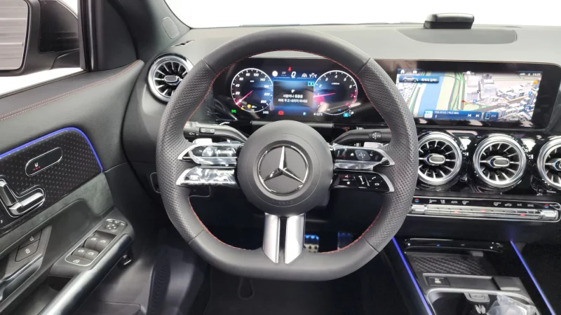 Mercedes-Benz GLA-Class