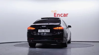 Hyundai Genesis