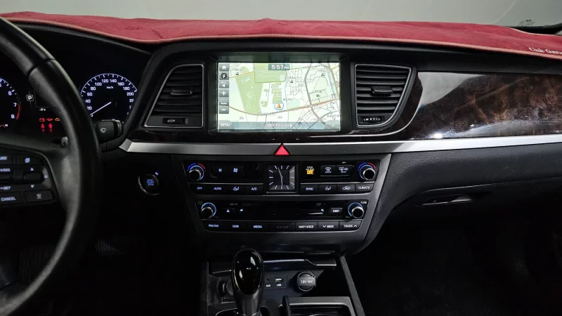 Hyundai Genesis