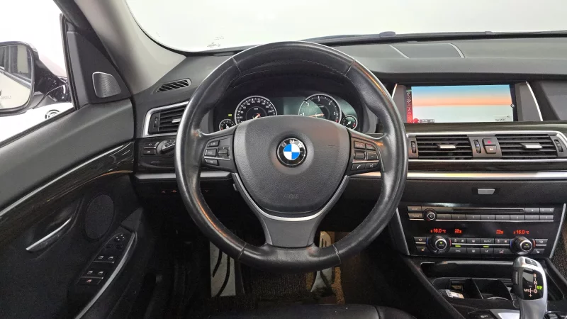 BMW 5-Series Gran Turismo