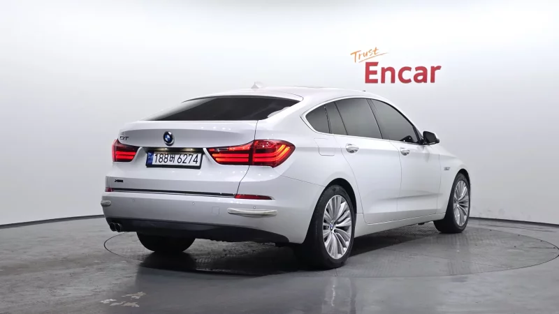 BMW 5-Series Gran Turismo