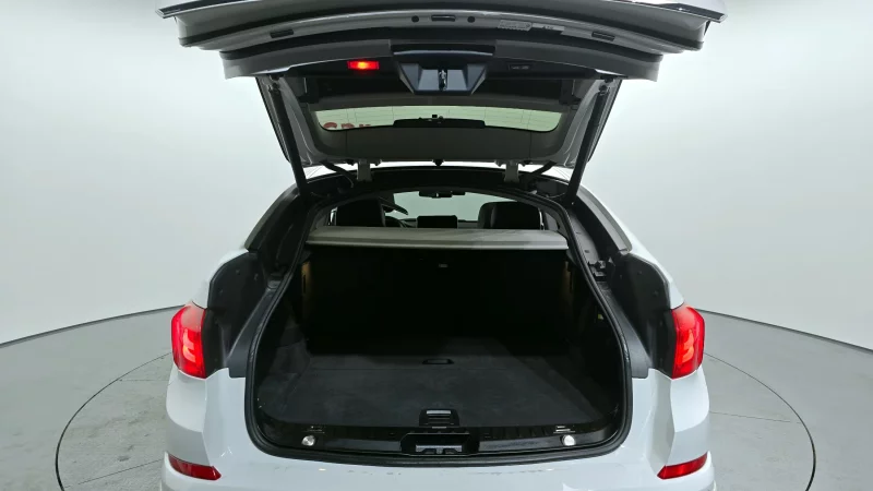 BMW 5-Series Gran Turismo