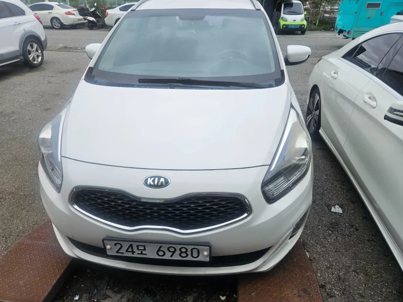Kia Carens