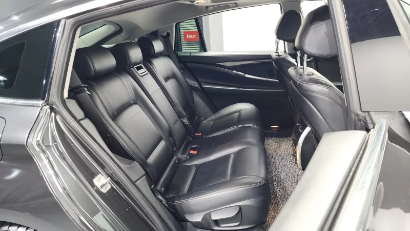 BMW 5-Series Gran Turismo