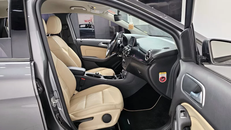 Mercedes-Benz B-Class