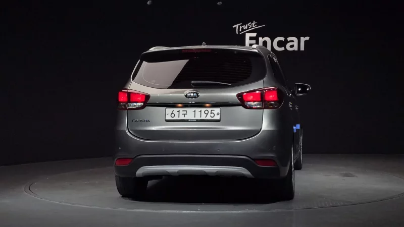 Kia Carens