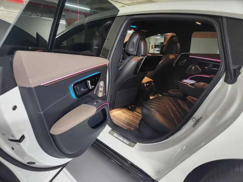 Mercedes-Benz EQS