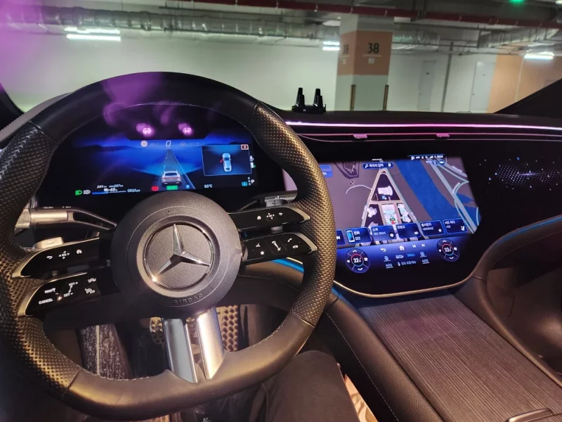 Mercedes-Benz EQS