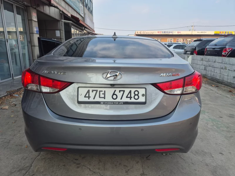 Hyundai AVANTE