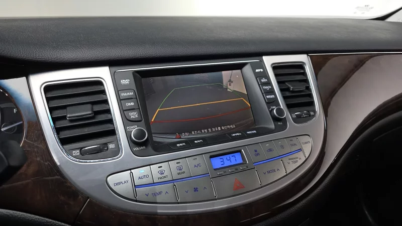 Hyundai Genesis
