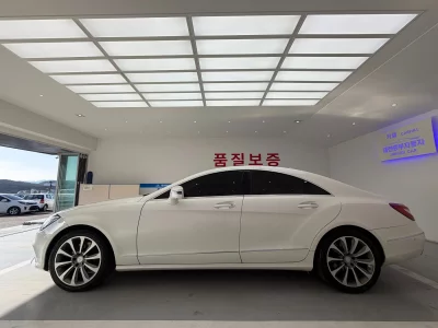 Mercedes-Benz CLS-Class