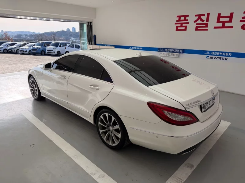 Mercedes-Benz CLS-Class