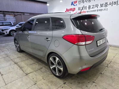 Kia Carens