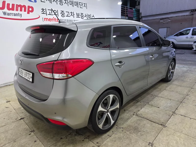 Kia Carens
