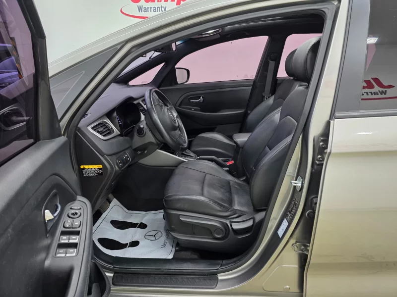 Kia Carens