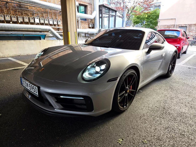 Porsche 911