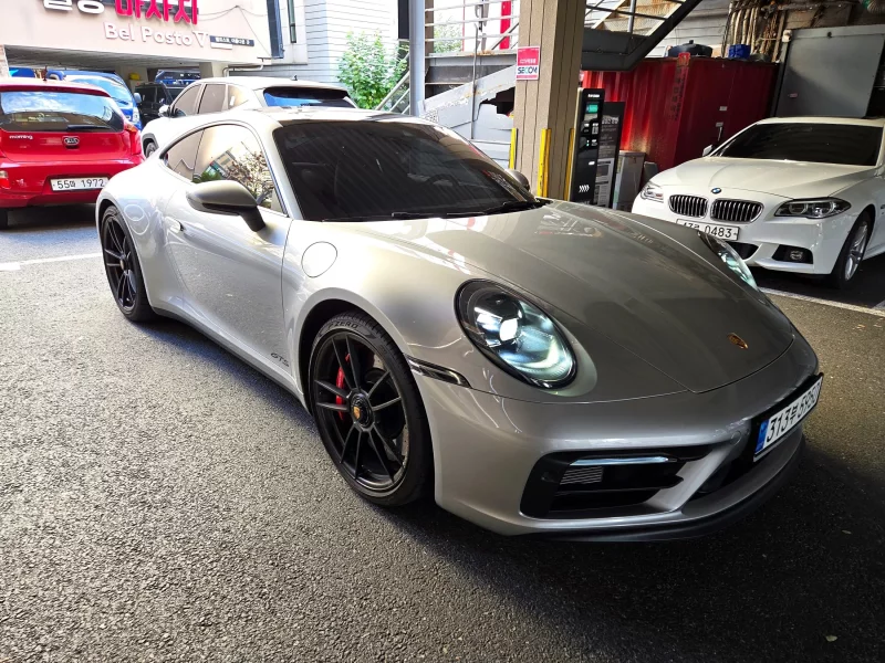 Porsche 911