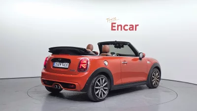 MINI Cooper Convertible