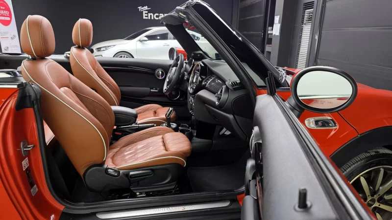 MINI Cooper Convertible