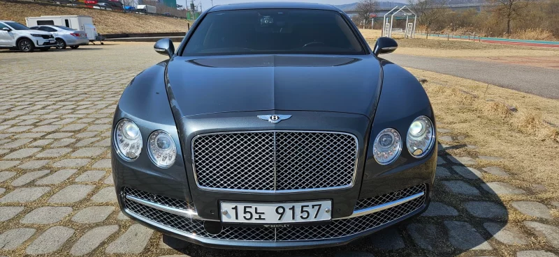Bentley Flying Spur