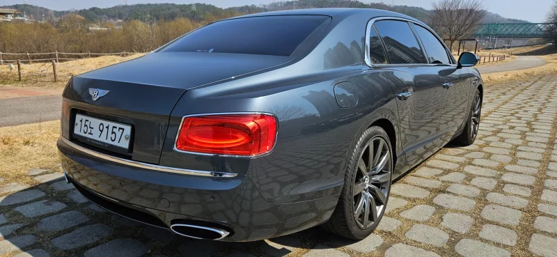 Bentley Flying Spur