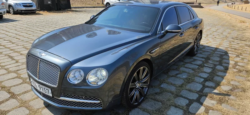Bentley Flying Spur