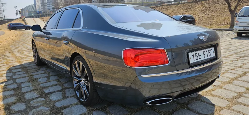 Bentley Flying Spur