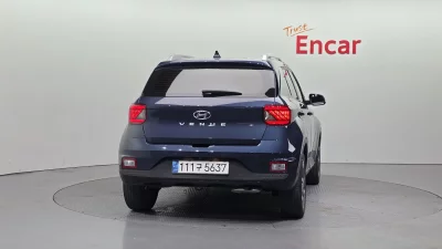 Hyundai Venue