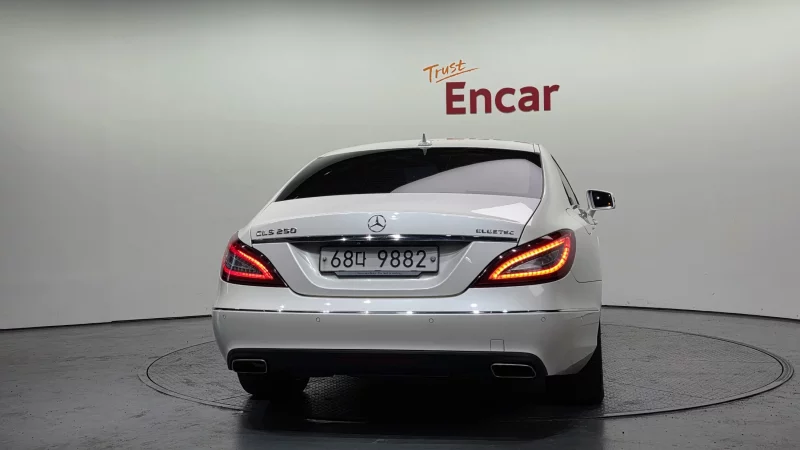 Mercedes-Benz CLS-Class