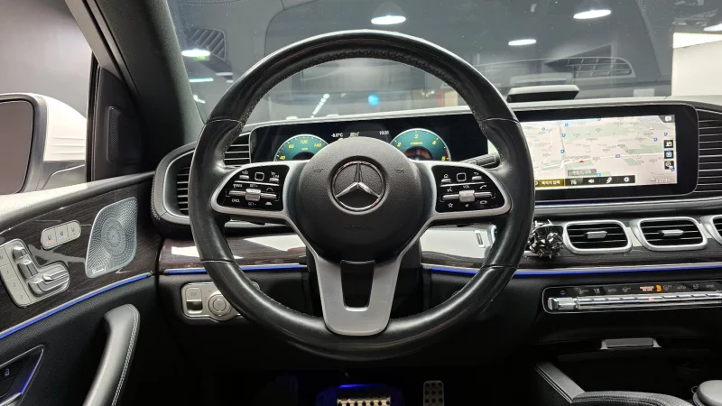 Mercedes-Benz GLE-Class