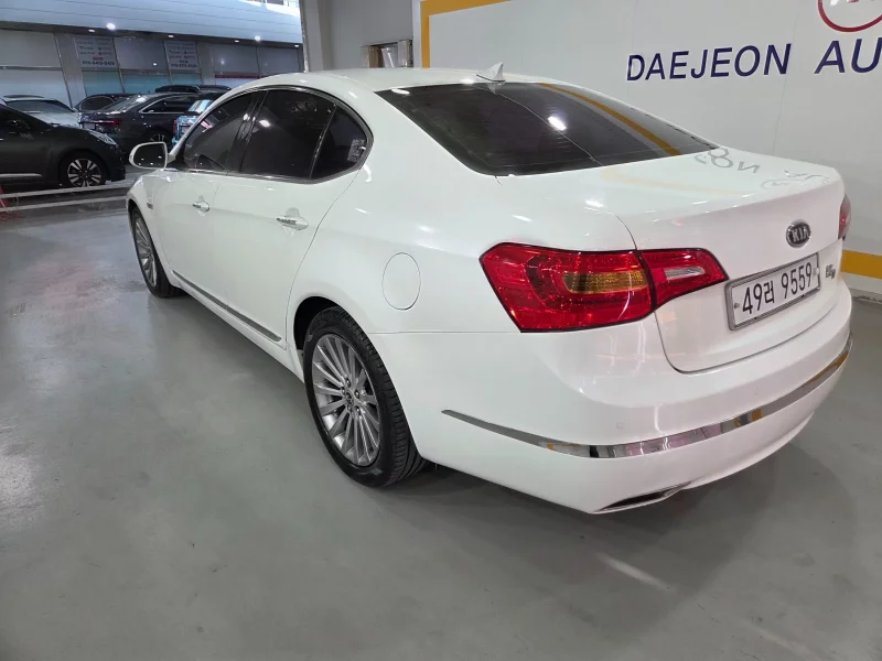 Kia K7