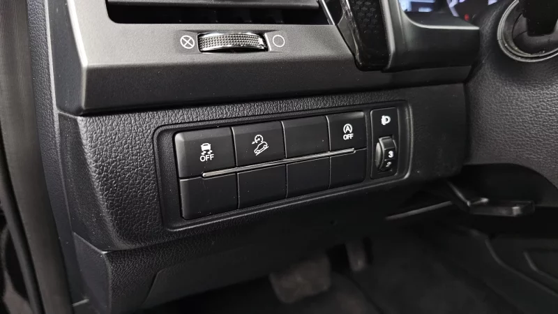 SsangYong Rexton Sports Khan