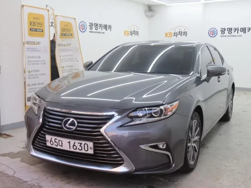 Lexus ES300h