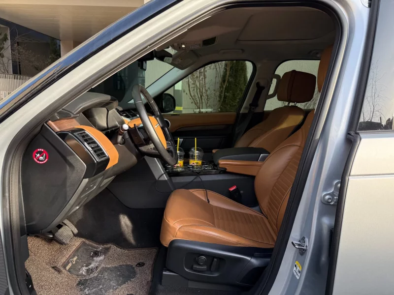 Land Rover DISCOVERY