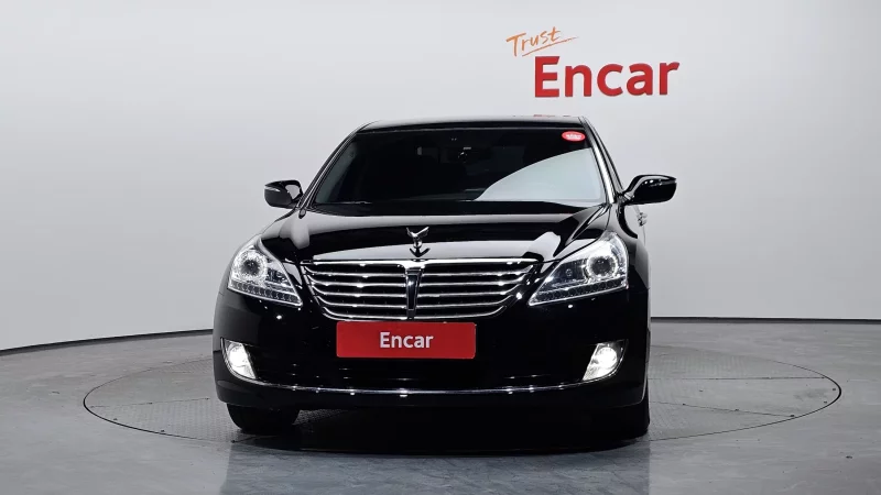 Hyundai Equus