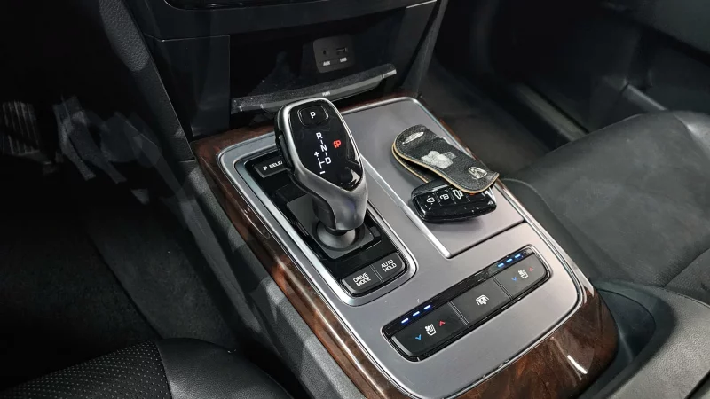Hyundai Equus