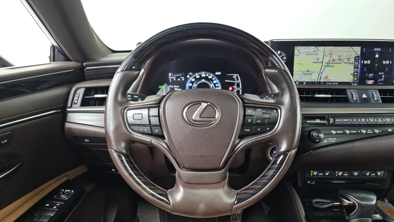 Lexus ES300h