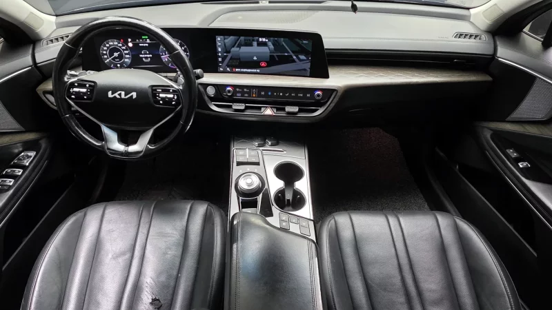 Kia K8