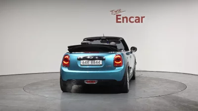 MINI Cooper Convertible