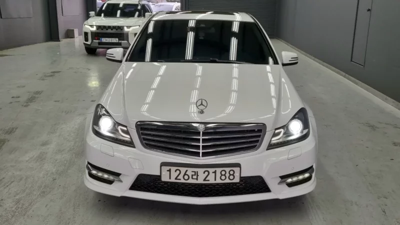 Mercedes-Benz C-Class
