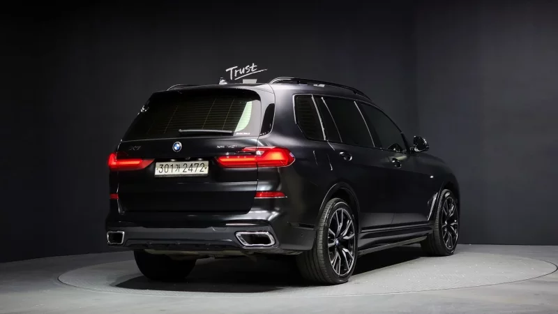 BMW X7