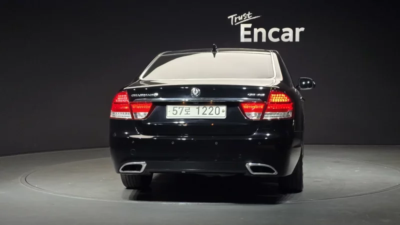 SsangYong Chairman W