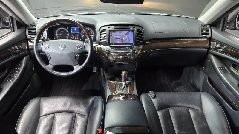 SsangYong Chairman W