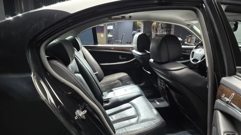 SsangYong Chairman W