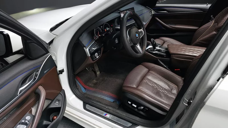 BMW 5-Series