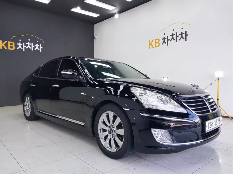 Hyundai Equus