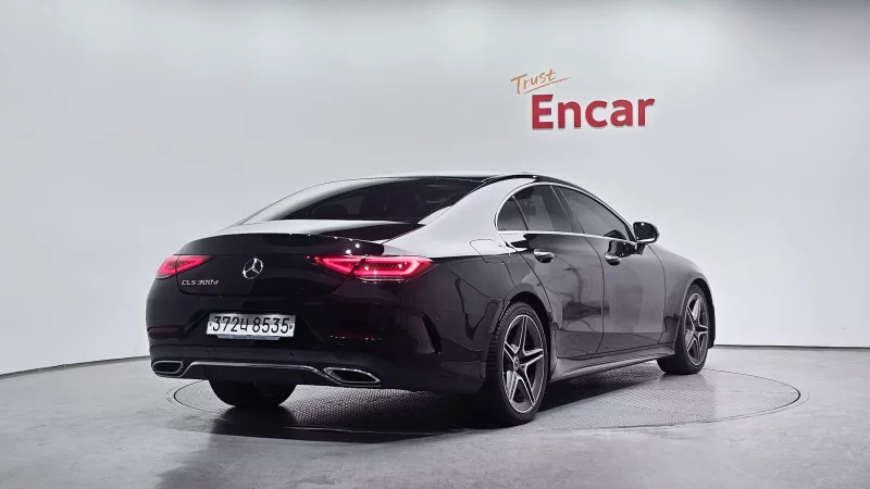 Mercedes-Benz CLS-Class