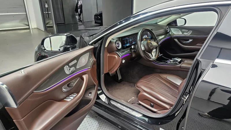 Mercedes-Benz CLS-Class