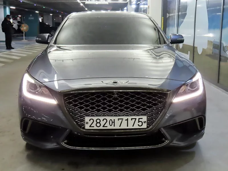 Hyundai Genesis