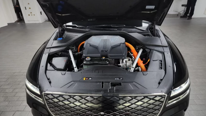 Genesis Electrified G80